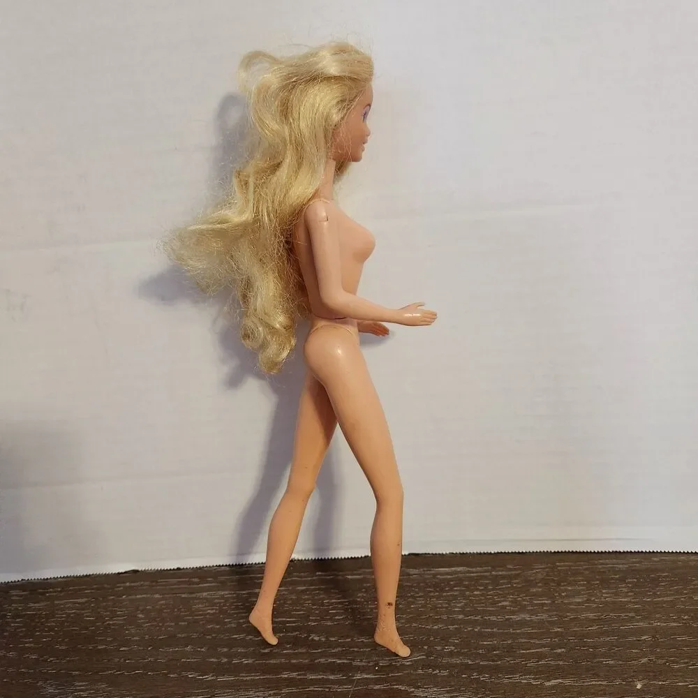 Vintage Kenner 1991 Miss America “Blair” Fashion Doll Blonde Blue Eyes NUDE